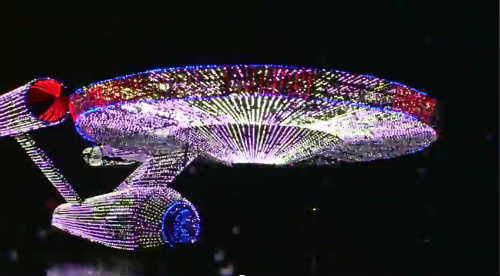 2011-Peoria-Parade-of-Lights-Star-Trek-Enterprise-01.jpg